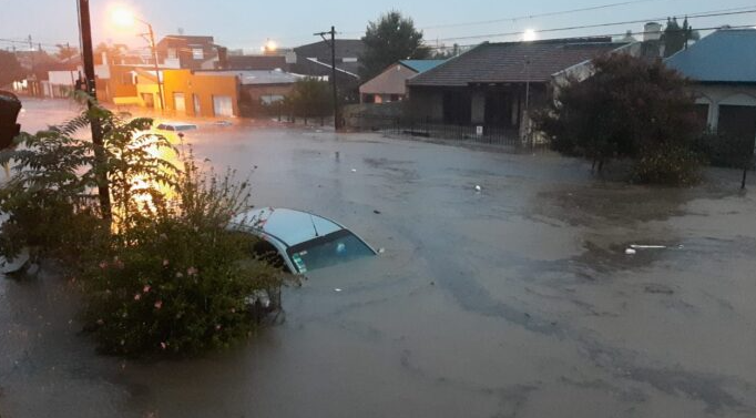 LA PROVINCIA CALIFICÓ LA SITUACIÓN BAHIENSE COMO UNA “TRAGEDIA” Y ENVIARÁ AYUDA