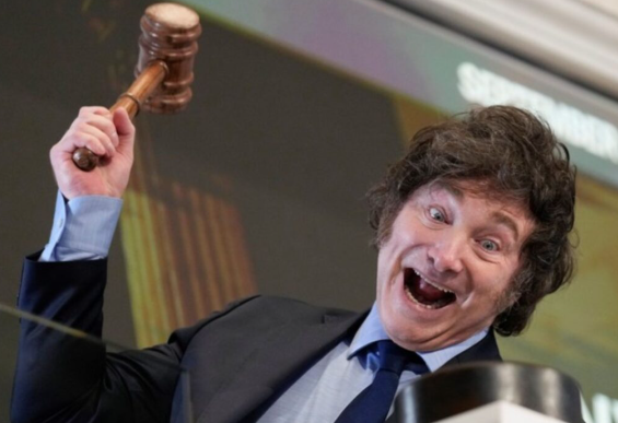 LA IMAGEN NEGATIVA DE MILEI LLEGÓ AL 58%: “LA CREDIBILIDAD PERDIDA HACE QUE TODO EL MUNDO MIRE DE REOJO”