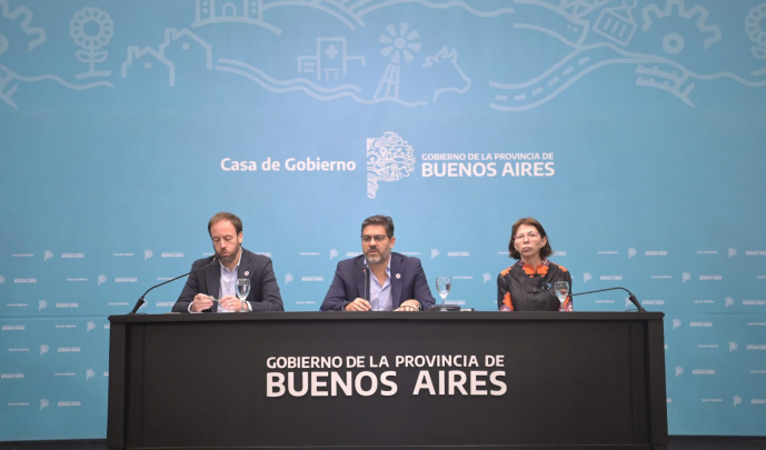 BIANCO LE PIDIÓ A MILEI QUE “RESPETE LA INSTITUCIONALIDAD DE LA REPÚBLICA Y LA DIVISIÓN DE PODERES”
