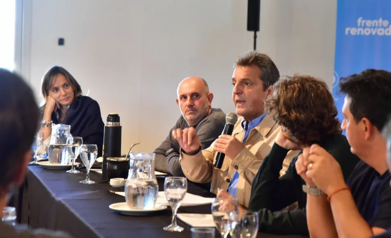 “EL MOMENTO AMERITA QUE NO HAYA EGOS NI CAPRICHOS”: MASSA LLAMÓ A LA UNIDAD EN MEDIO DE LA INTERNA DEL PJ