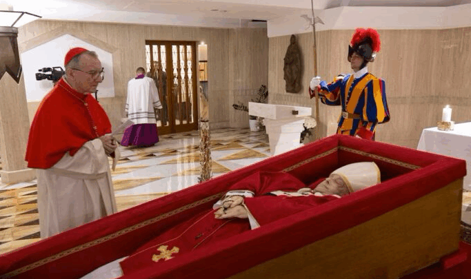 EL FUNERAL DEL PAPA FRANCISCO SERÁ EL 26 DE ABRIL EN LA PLAZA DE SAN PEDRO