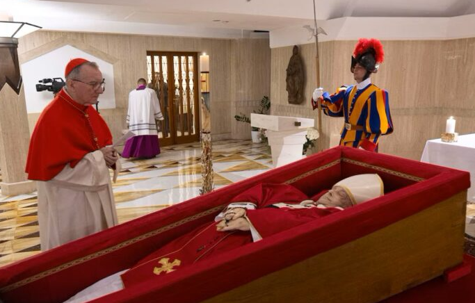 EL FUNERAL DEL PAPA FRANCISCO SERÁ EL 26 DE ABRIL EN LA PLAZA DE SAN PEDRO