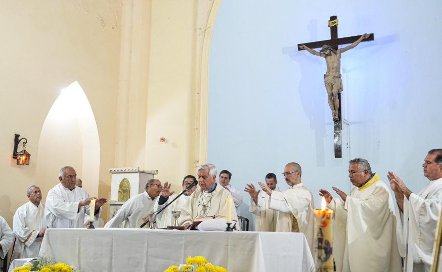 MERLO HOMENAJEÓ AL PAPA FRANCISCO CON UNA MISA EN SU MEMORIA: “DEJA UN LEGADO INCREÍBLE DE AMOR Y DE SABIDURÍA INFINITA”