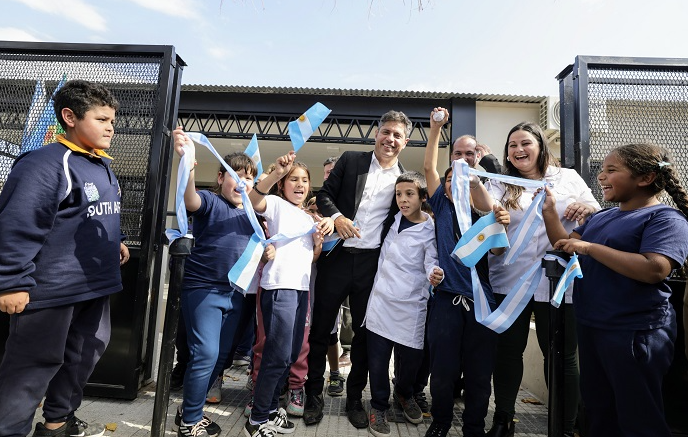 TRENQUE LAUQUEN: KICILLOF INAUGURÓ NUEVA INFRAESTRUCTURA EN MATERIA EDUCATIVA Y DE SEGURIDAD