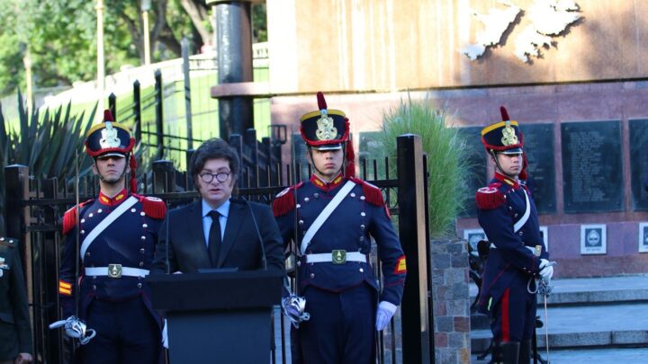 MILEI: “QUEREMOS QUE NUESTRO PAÍS SEA UNA POTENCIA TAL QUE LOS MALVINENSES PREFIERAN SER ARGENTINOS”