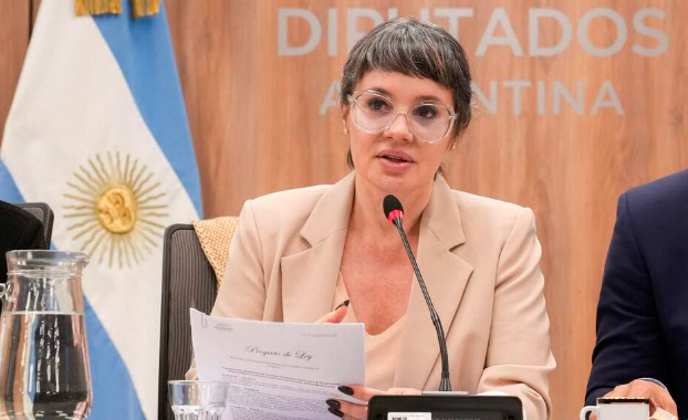 GISELA MARZIOTTA: “EL GOBIERNO TIENE UNA AGENDA CONTRA LOS JUBILADOS”