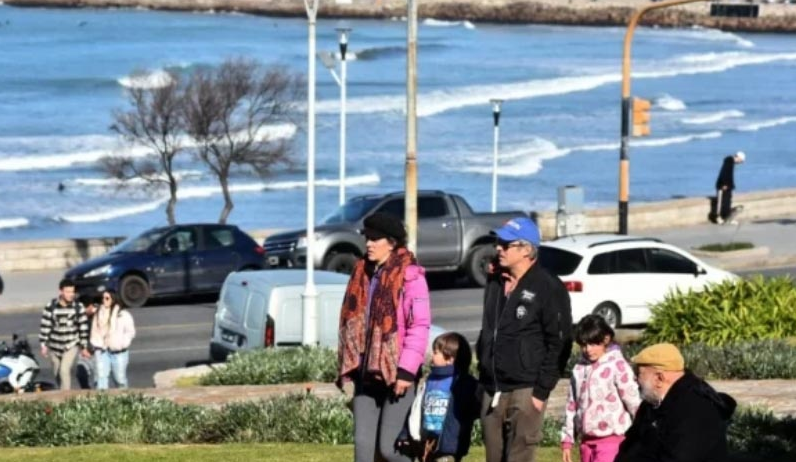 EL FIN DE SEMANA LARGO MOVILIZÓ A MÁS DE UN MILLÓN DE TURISTAS EN TODO EL PAÍS