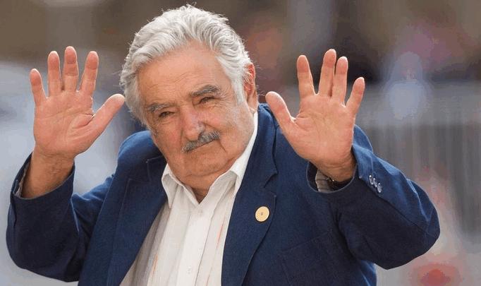 MURIÓ PEPE MUJICA