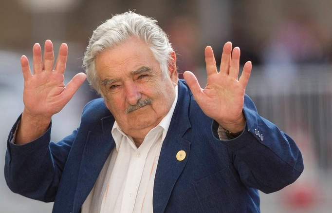 MURIÓ PEPE MUJICA
