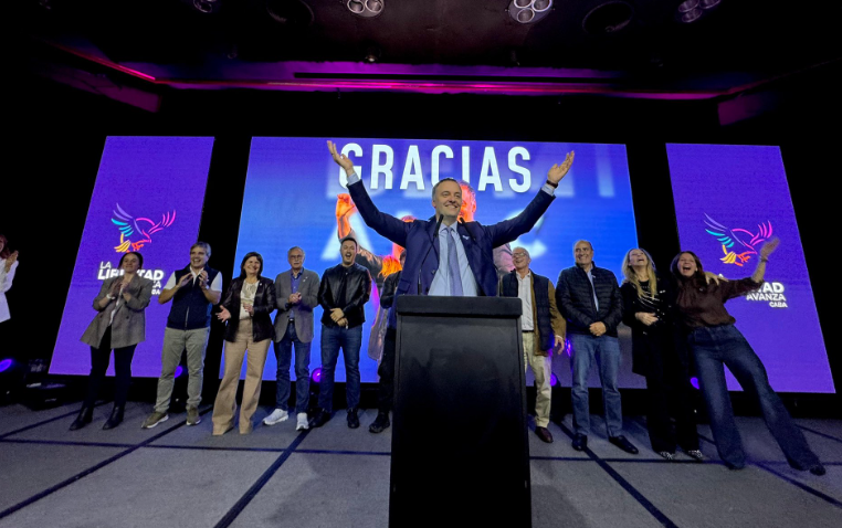 CABA: ADORNI GANÓ LA ELECCIÓN Y DEJÓ TERCERO AL PRO