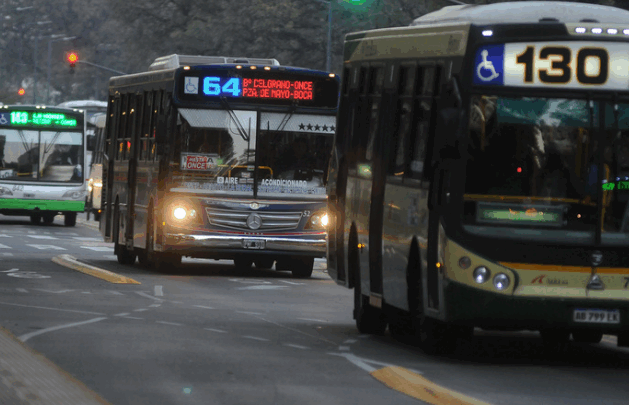 EL GOBIERNO APROBÓ UN NUEVO AUMENTO PARA LAS TARIFAS DE COLECTIVOS EN EL AMBA