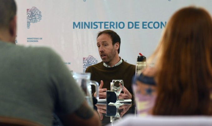 COPARTICIPACIÓN Y MOTOSIERRA: LA PROVINCIA DENUNCIA UNA CAÍDA DE 13% DESDE QUE LLEGÓ MILEI