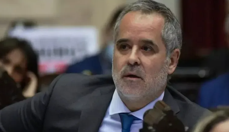 ALEJANDRO “TOPO” RODRÍGUEZ: “SI LE IMPIDEN COMPETIR A CRISTINA, EVIDENTEMENTE ES PORQUE TIENEN MIEDO”