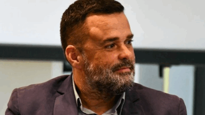 DANIEL MENÉNDEZ: “KICILLOF PUEDE EXPRESAR ESA RENOVACIÓN PARA CONSTRUIR UNA NUEVA MAYORÍA”