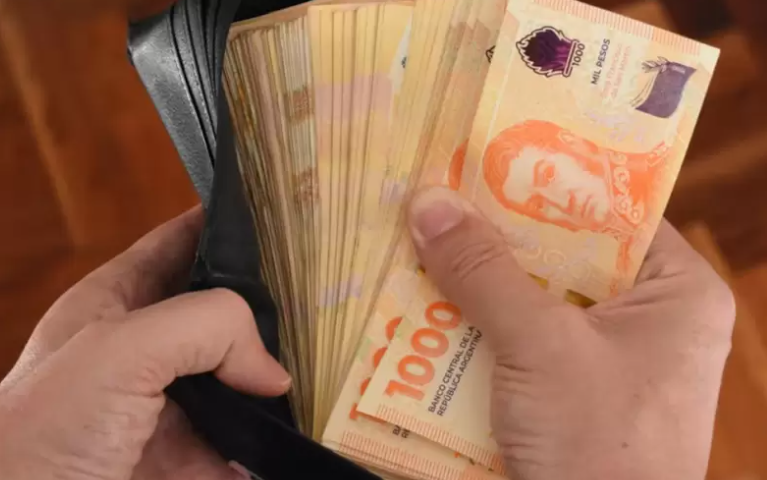 EL DURÍSIMO ARRANQUE DE JULIO: LA LISTA DE TODOS LOS AUMENTOS QUE SE VIENEN Y GOLPEAN TU BOLSILLO