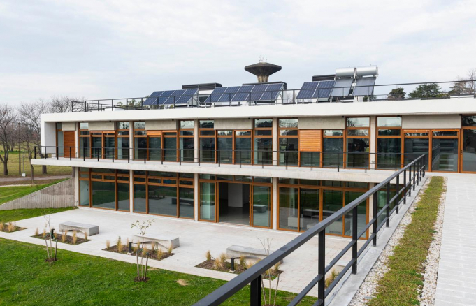 SE INAUGURÓ EL PRIMER CENTRO BONAERENSE DE ENERGÍAS RENOVABLES