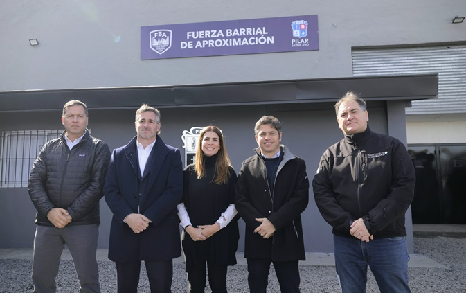 PILAR: KICILLOF INAUGURÓ UNA BASE DE LA FUERZA BARRIAL DE APROXIMACIÓN