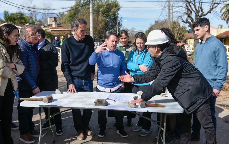 KATOPODIS EN ITUZAINGÓ: “AXEL HACE OBRA PÚBLICA. MILEI LA FRENA”