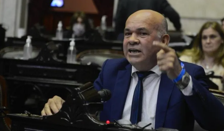 ALDO LEIVA: “EL GOBIERNO PARECE QUE GOZA CON EL SUFRIMIENTO DE LA GENTE”