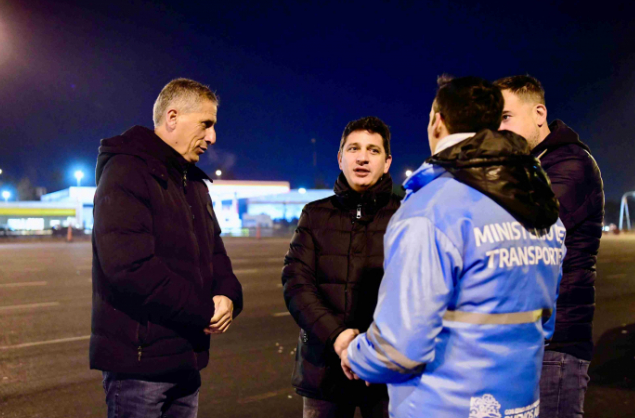 MARINUCCI AL FRENTE DE UN MEGAOPERATIVO DE ALCOHOLEMIA EN LA AUTOPISTA DEL OESTE