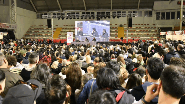 MILES DE PERSONAS PARTICIPARON DE LA 2DA FERIA DEL LIBRO EN MORÓN