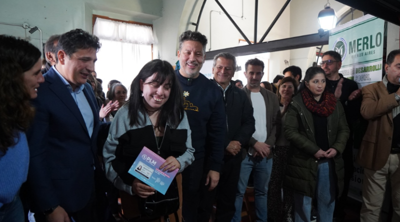 MERLENSES RECIBIERON PASES LIBRES MULTIMODALES: “ES UN ACTO DE JUSTICIA QUE CONTRASTA CON LO QUE OCURRE A NIVEL NACIONAL”