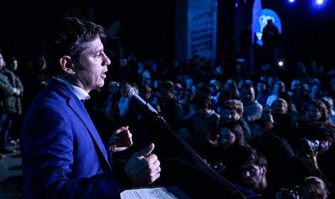 SAN MIGUEL: KICILLOF ENTREGÓ NUEVOS MÓVILES POLICIALES PARA FORTALECER LA SEGURIDAD