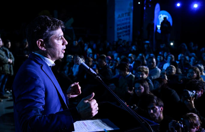 SAN MIGUEL: KICILLOF ENTREGÓ NUEVOS MÓVILES POLICIALES PARA FORTALECER LA SEGURIDAD