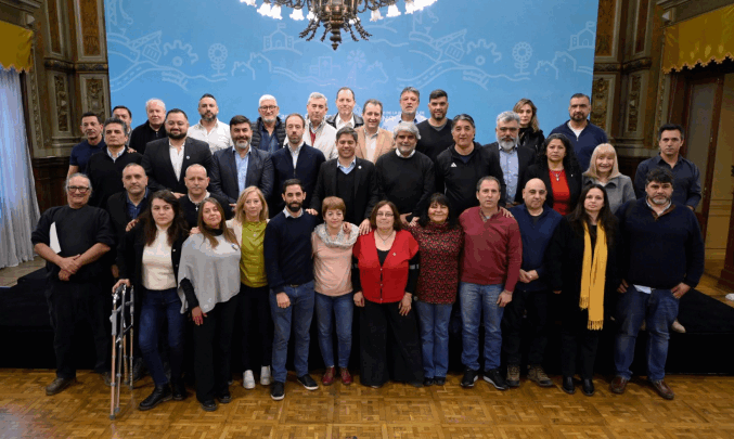 KICILLOF ENCABEZÓ UNA REUNIÓN CON REPRESENTANTES DE LOS TRABAJADORES DEL ESTADO BONAERENSE