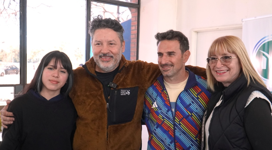 GUSTAVO MENÉNDEZ: “FUE MUY INTERESANTE ESCUCHAR LAS GRANDES IDEAS DE LOS CHICOS QUE, AL REUNIRSE, SE POTENCIAN”