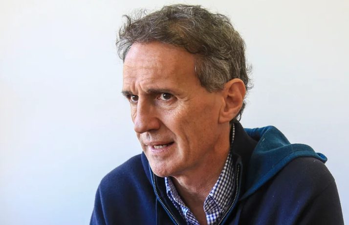 GABRIEL KATOPODIS: “EL CASO DE LAS COIMAS ES OBSCENO Y SE VIENE UN VOTO CASTIGO A MILEI”