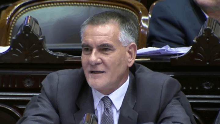 CARLOS CASTAGNETO: “HAY QUE DESTACAR EL TRABAJO DEL GOBERNADOR”
