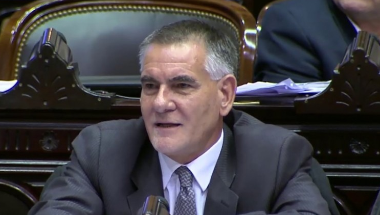 CARLOS CASTAGNETO: “HAY QUE DESTACAR EL TRABAJO DEL GOBERNADOR”