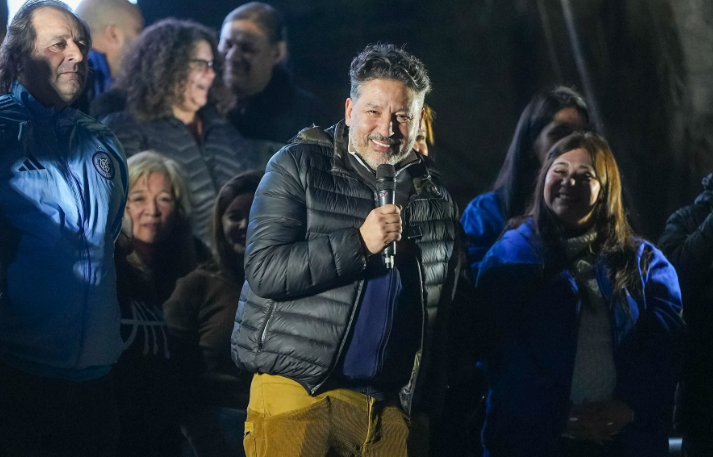 GUSTAVO MENÉNDEZ: “LA CIUDADANÍA PERCIBE UN PRESIDENTE CADA VEZ MÁS ALEJADO DE LA REALIDAD”