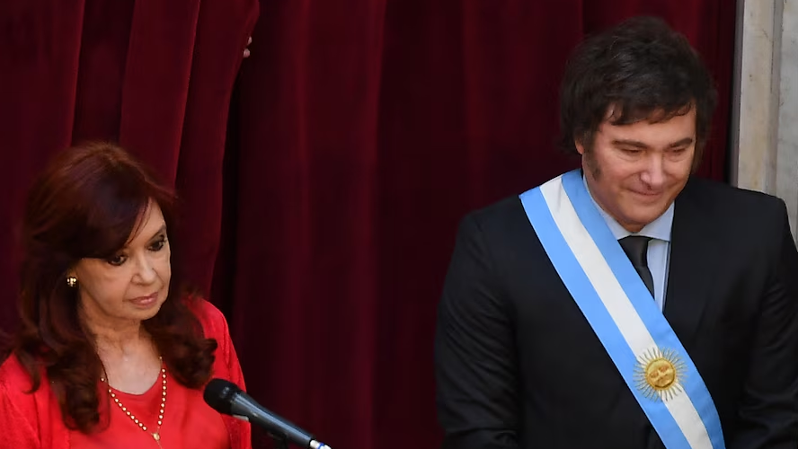 CRISTINA A MILEI: “¿EN SERIO QUE LO PEOR YA PASÓ?”