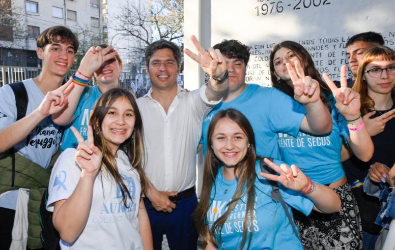 AXEL KICILLOF PARTICIPÓ DE LA MARCHA POR EL 49° ANIVERSARIO DE LA NOCHE DE LOS LÁPICES