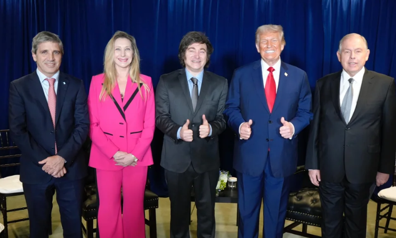 JAVIER MILEI SE REUNIÓ CON TRUMP Y RECIBIÓ SU APOYO: “TIENE MI TOTAL RESPALDO PARA LA REELECCIÓN”