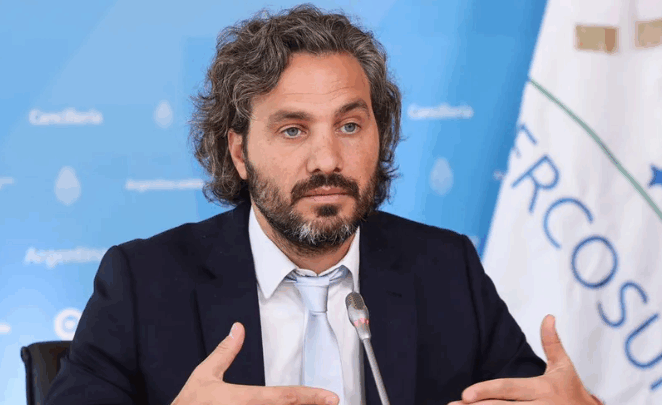 CAFIERO AFIRMA QUE LA AYUDA DE LOS ESTADOS UNIDOS “ES UN SALVATAJE PARA LOS BANCOS”
