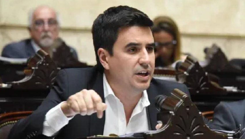 EDUARDO TONIOLLI: “CUALQUIER NUEVA DEUDA DE ESTE GOBIERNO TENDRÁ QUE PASAR POR EL CONGRESO”