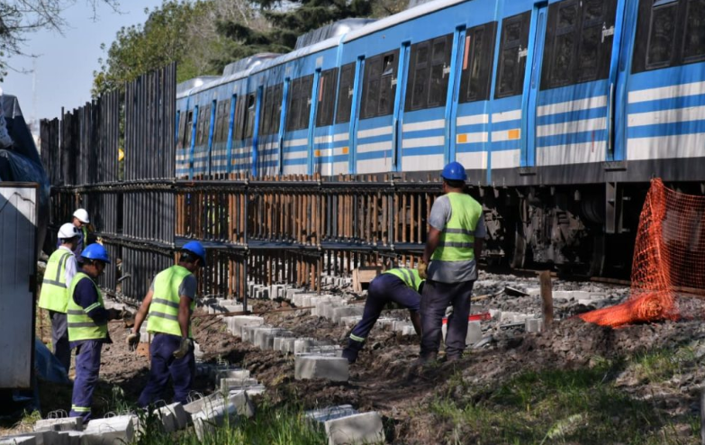 EL MUNICIPIO INICIÓ LA OBRA DE LA RENOVACIÓN INTEGRAL DE LA ESTACIÓN MORÓN