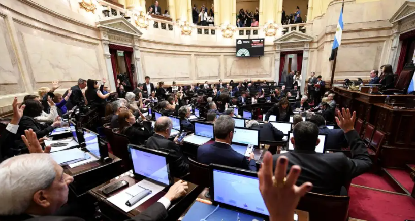 MÁS DERROTAS PARA MILEI: EL SENADO RECHAZÓ LOS VETOS PRESIDENCIALES EN GARRAHAN Y UNIVERSIDADES