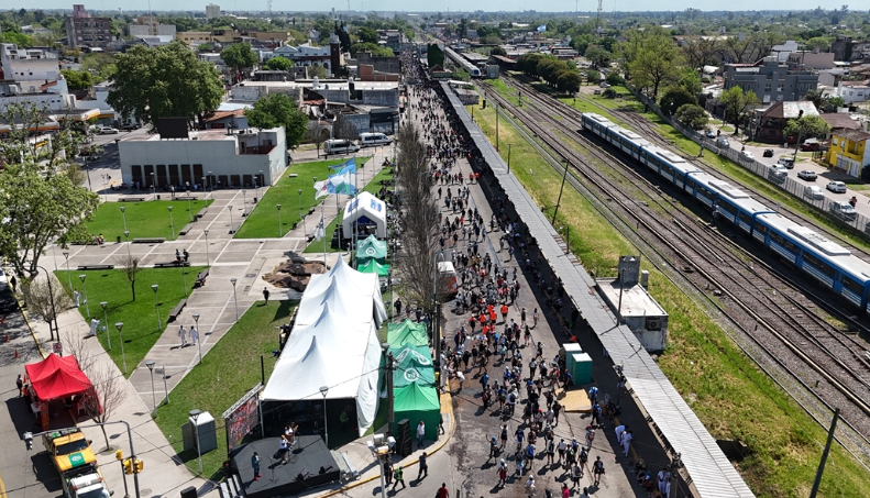 “MERLO SIEMPRE ESTÁ CON EL PUEBLO”: EL MUNICIPIO ASISTIÓ A LOS FIELES EN LA PEREGRINACIÓN JUVENIL A LUJÁN