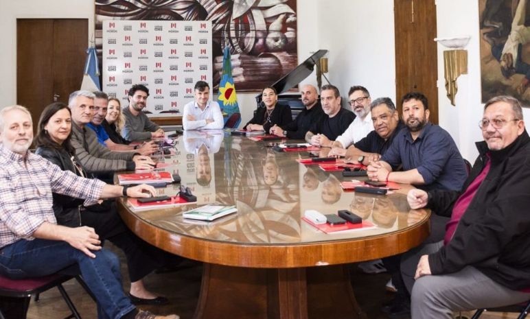 MORÓN: LUCAS GHI SE REUNIÓ Y CONFIRMA SU EQUIPO DE GABINETE MUNICIPAL