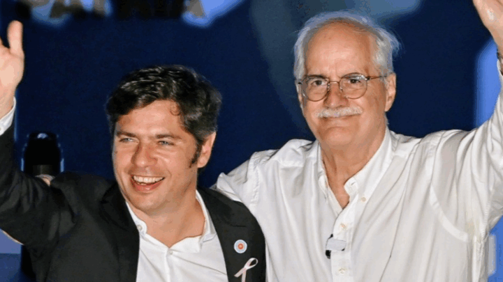 KICILLOF EN EZEIZA: “MILEI RECORRE EL EXTERIOR PARA PONER LA ARGENTINA EN VENTA”