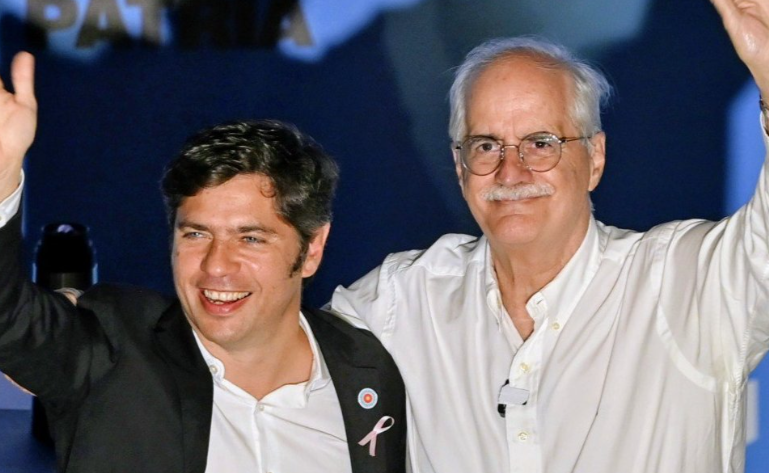 KICILLOF EN EZEIZA: “MILEI RECORRE EL EXTERIOR PARA PONER LA ARGENTINA EN VENTA” KICILLOF EN EZEIZA: “MILEI RECORRE EL EXTERIOR PARA PONER LA ARGENTINA EN VENTA”