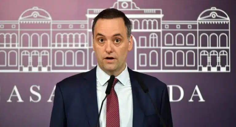 REFORMA LABORAL: EL GOBIERNO CIERRA EL DIÁLOGO CON LA CGT Y ASEGURA QUE “EL PROYECTO ESTÁ TERMINADO”