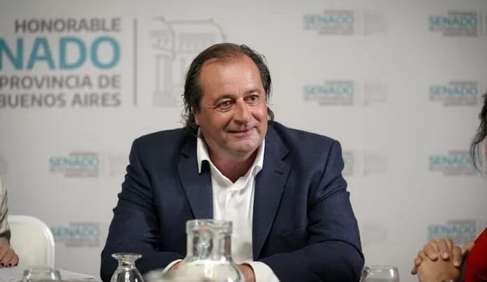 GUSTAVO SOOS ASUMIÓ COMO RECTOR DE LA UNIVERSIDAD NACIONAL DEL OESTE (UNO)