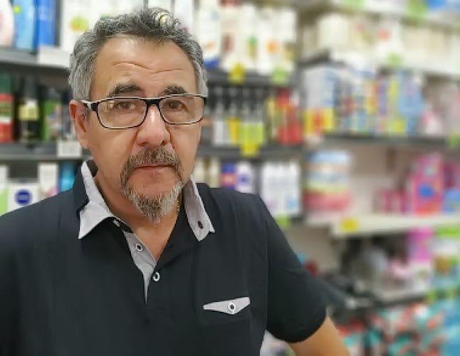 LOS ALMACENES RESISTEN Y CRECEN EN PLENA CRISIS: “LA GENTE COMPRA PARA EL DÍA”