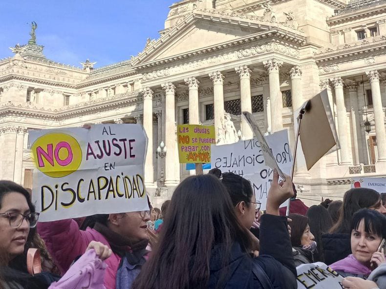 REVÉS JUDICIAL AL GOBIERNO: ORDENAN LA APLICACIÓN INMEDIATA DE LA LEY DE EMERGENCIA EN DISCAPACIDAD