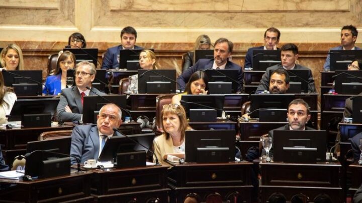 APROBACIÓN DEL PRESUPUESTO 2026: TRIUNFO LEGISLATIVO OFICIALISTA Y FUERTES CRUCES EN EL SENADO